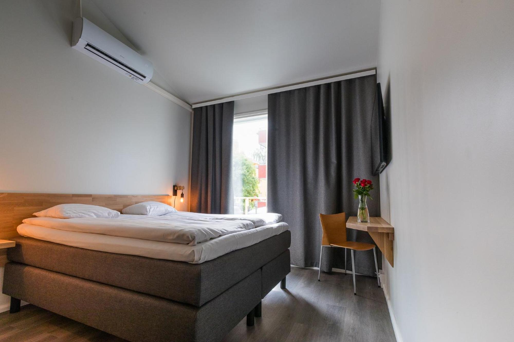 De Gamlas Hem Hotel & Restaurant オウル エクステリア 写真