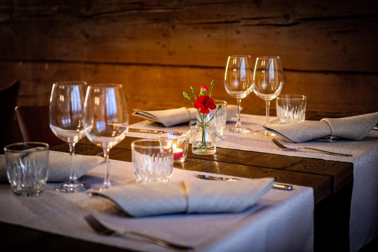 De Gamlas Hem Hotel & Restaurant オウル エクステリア 写真