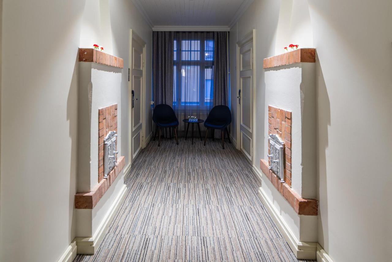 De Gamlas Hem Hotel & Restaurant オウル エクステリア 写真