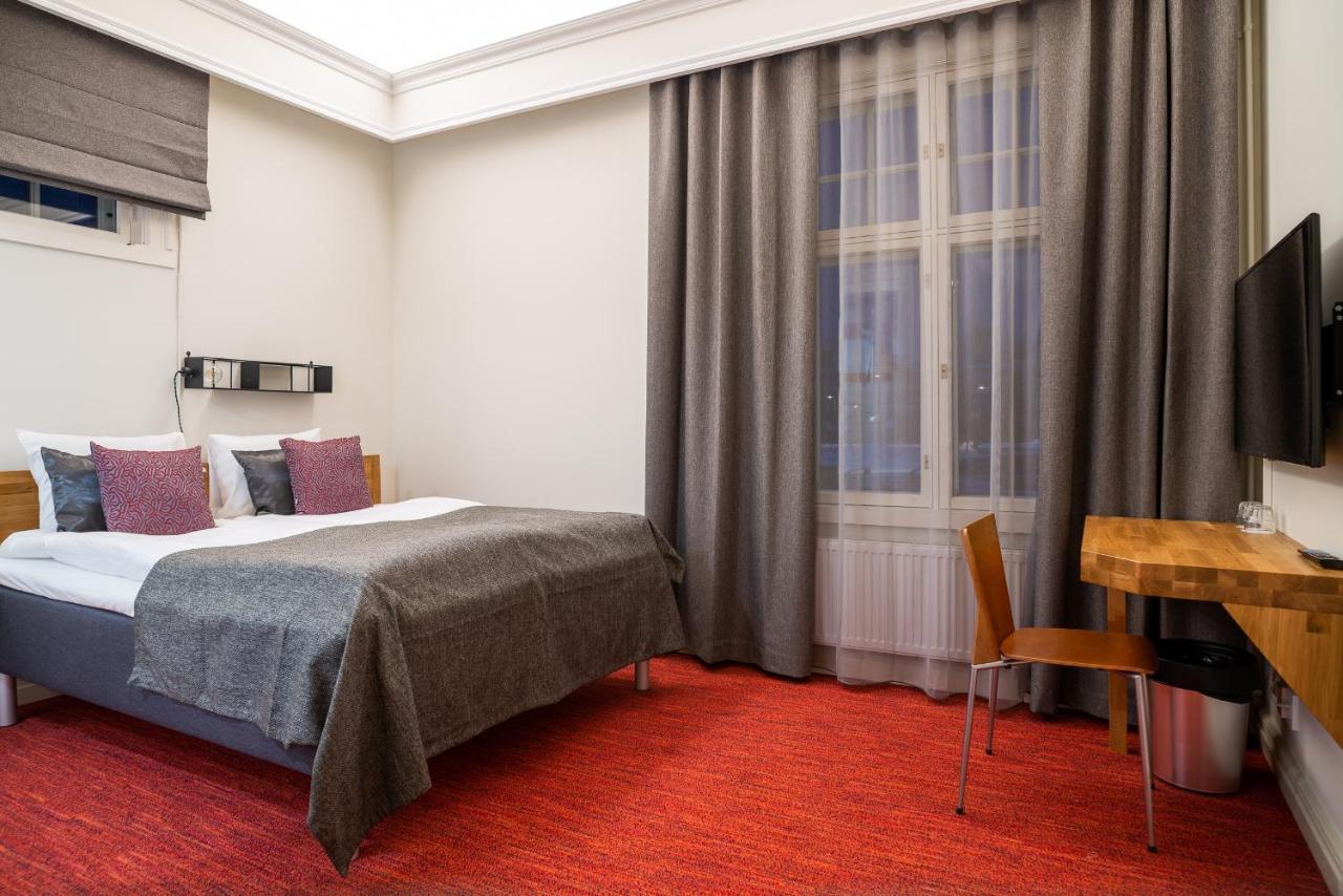 De Gamlas Hem Hotel & Restaurant オウル エクステリア 写真