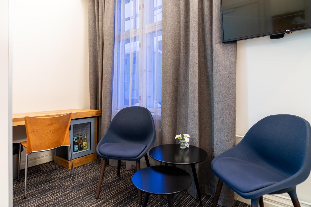 De Gamlas Hem Hotel & Restaurant オウル エクステリア 写真